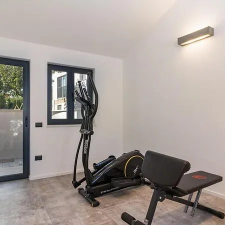 Munat Villa Ližnjan