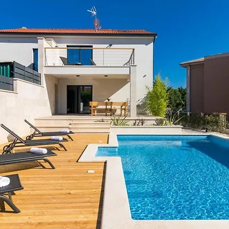 Villa Munat *