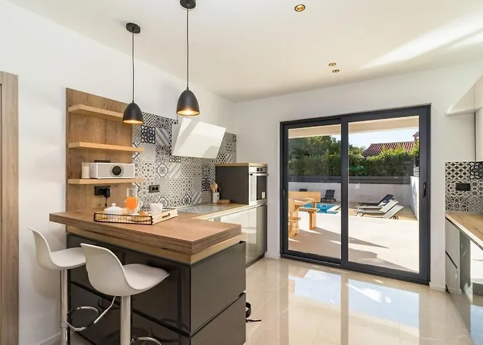 빌라 Munat Ližnjan