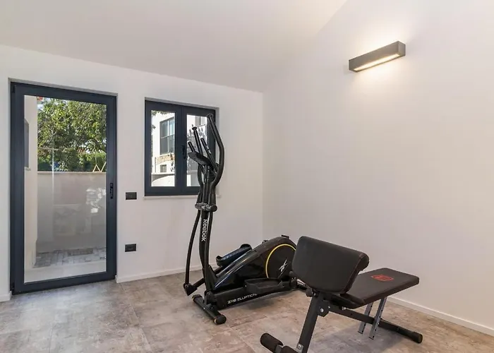 Munat Villa Ližnjan